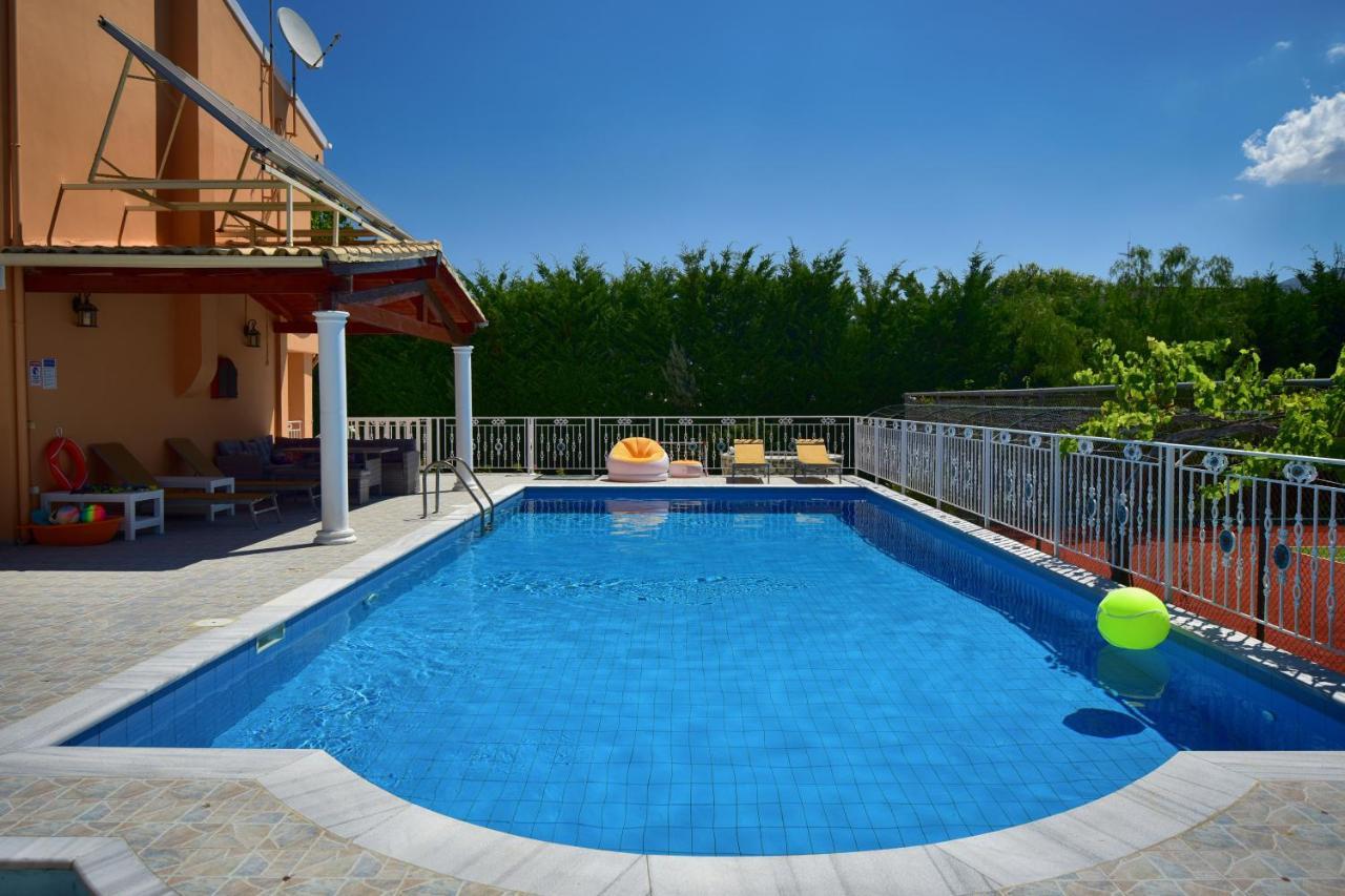 Villa Jolie Corfu Roda Exteriör bild